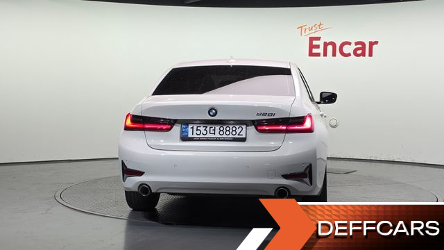 BMW 3-SERIES 320i Luxury купить на сайте DeffCars