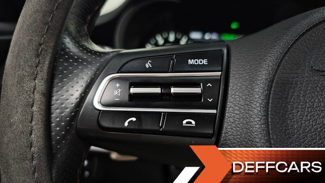 Kia STINGER 2.0 Turbo 2WD Platinum купить на сайте DeffCars