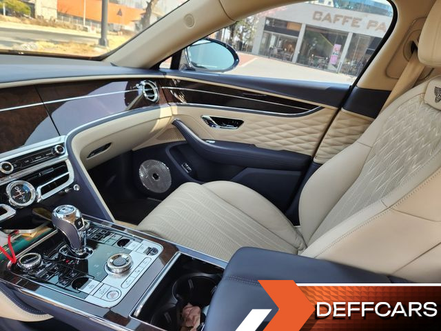 Bentley FLYING SPUR 4.0 купить на сайте DeffCars