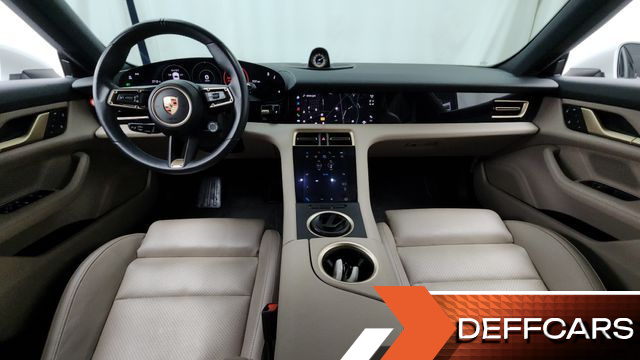 Porsche TAYCAN Base купить на сайте DeffCars