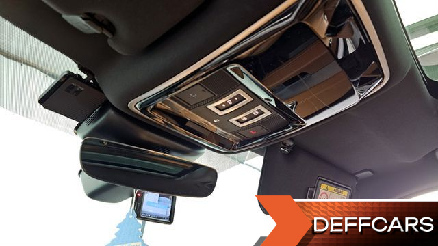 Land Rover RANGE ROVER VELAR 3.0 D300 R-Dynamic HSE купить на сайте DeffCars