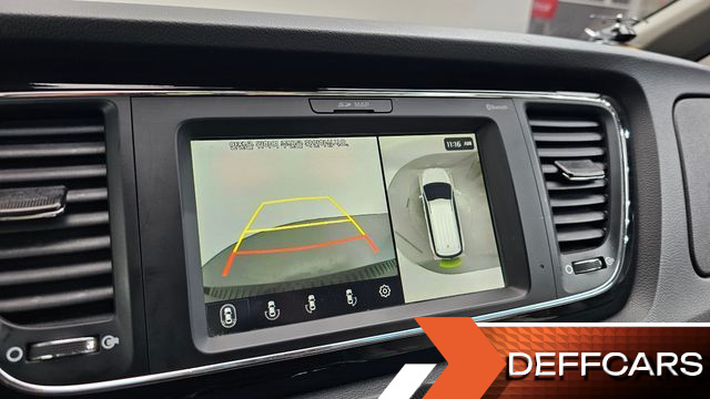 Kia CARNIVAL 7-Seater Limousine President купить на сайте DeffCars