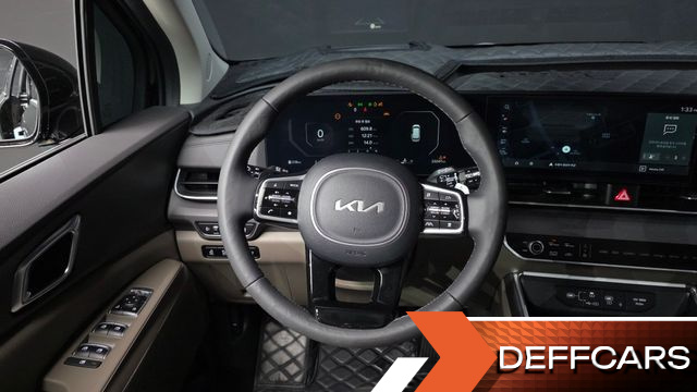 Kia CARNIVAL 7-Seater Noblesse купить на сайте DeffCars