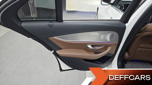 Mercedes E-CLASS E300 AMG Line купить на сайте DeffCars