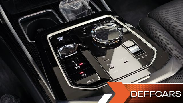 BMW 7-SERIES 740i xDrive M Sport купить на сайте DeffCars
