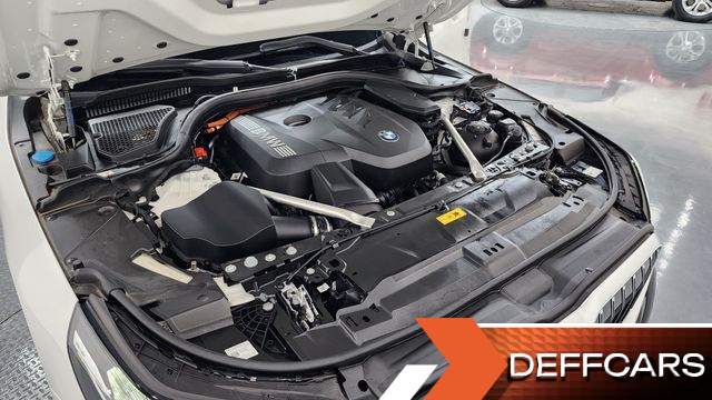 BMW 5-SERIES 530e M Sport купить на сайте DeffCars
