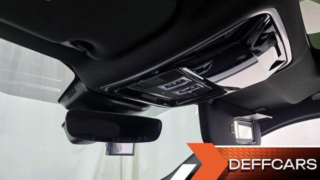 Land Rover RANGE ROVER VELAR 2.0 D240 R-Dynamic SE купить на сайте DeffCars