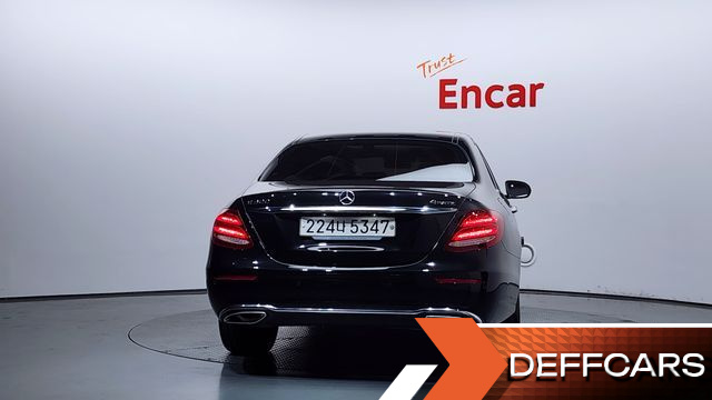 Mercedes E-CLASS E300 4MATIC Avnatgarde купить на сайте DeffCars
