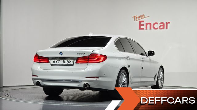 BMW 5-SERIES 520d Luxury Plus купить на сайте DeffCars