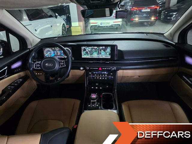 Kia CARNIVAL 7-Seater Signature купить на сайте DeffCars