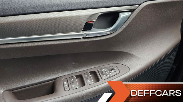 Hyundai GRANDEUR 2.5 Premium Choice купить на сайте DeffCars