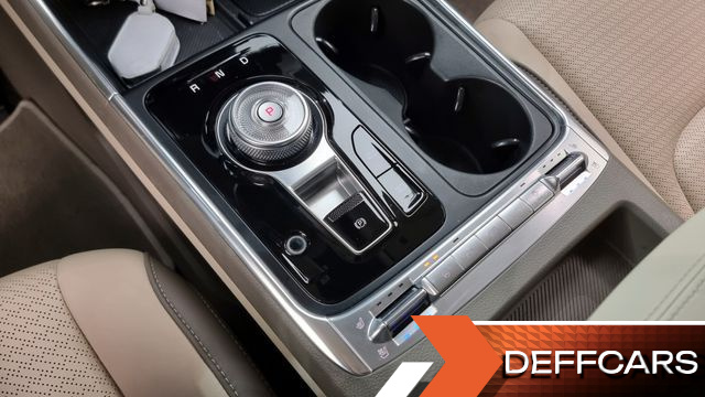 Kia CARNIVAL HEV 9seater Gravity купить на сайте DeffCars