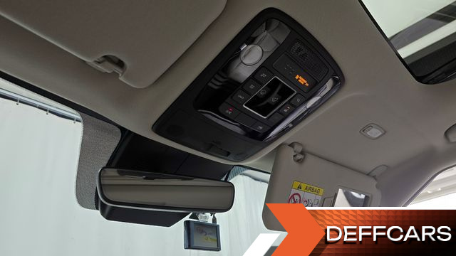 Kia CARNIVAL 7-Seater Signature купить на сайте DeffCars
