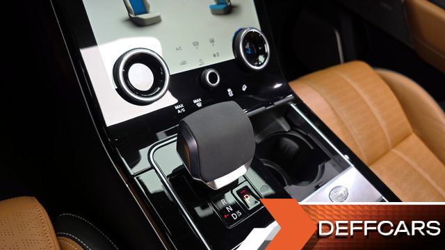 Land Rover RANGE ROVER VELAR 3.0 P400 R-Dynamic HSE купить на сайте DeffCars