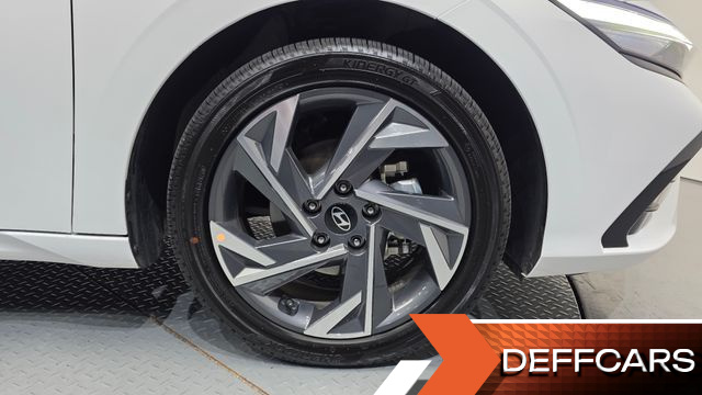 Hyundai AVANTE Inspiration купить на сайте DeffCars