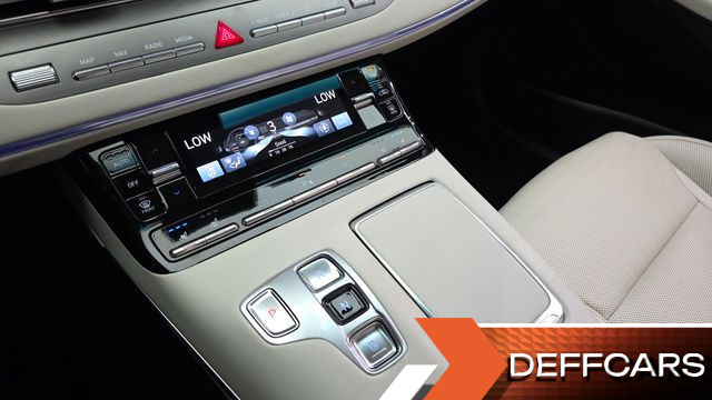 Hyundai GRANDEUR 2.5 Le Blanc купить на сайте DeffCars
