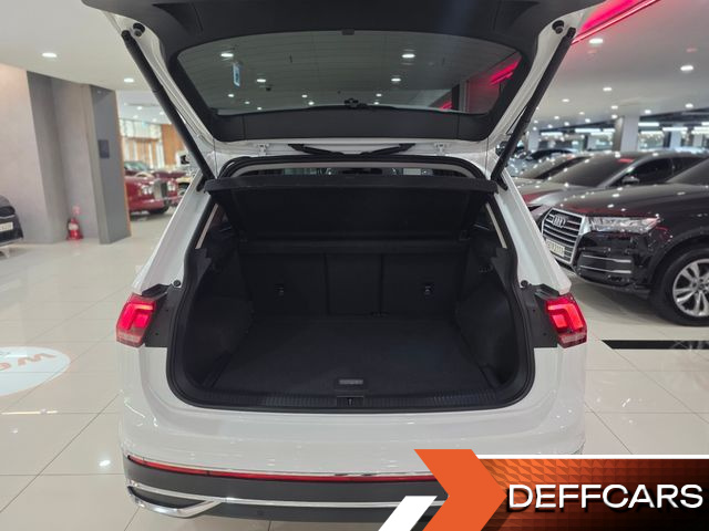 Volkswagen TIGUAN 2,0 TDI Premium купить на сайте DeffCars