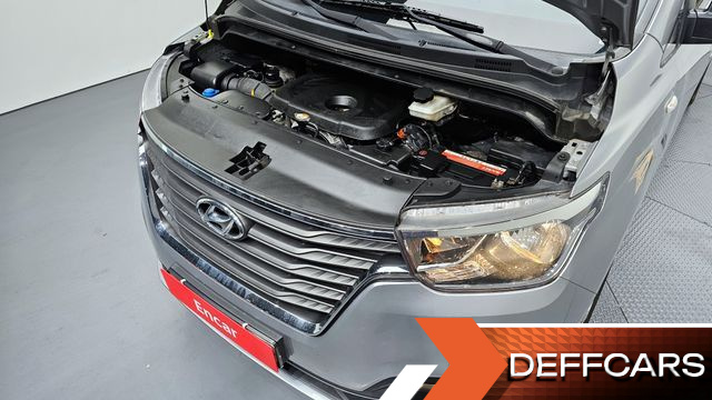 Hyundai STAREX Van 5-Seater Modern купить на сайте DeffCars