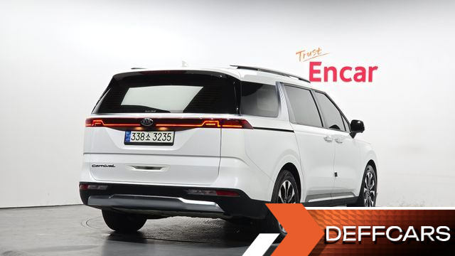 Kia CARNIVAL 9-Seater Noblesse купить на сайте DeffCars