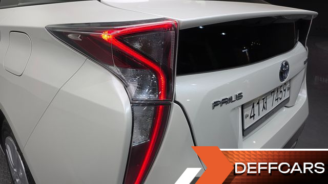 Toyota PRIUS 1.8 E купить на сайте DeffCars