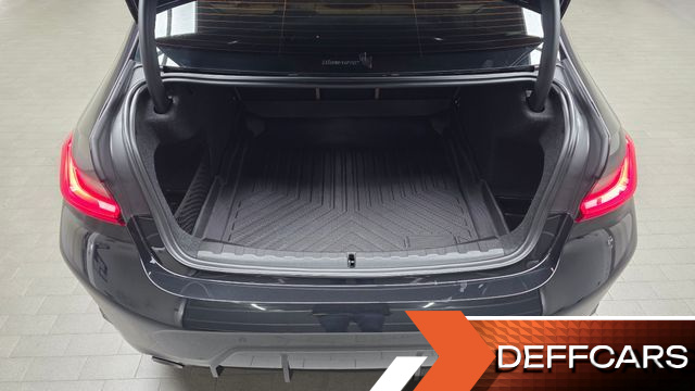 BMW 3-SERIES 320i M Sport купить на сайте DeffCars