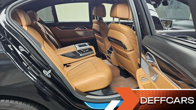 BMW 7-SERIES 740i M Sport купить на сайте DeffCars