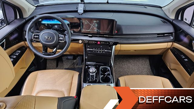 Kia CARNIVAL 9-Seater Signature купить на сайте DeffCars
