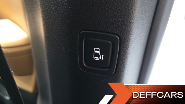 Kia CARNIVAL 9-Seater Prestige купить на сайте DeffCars