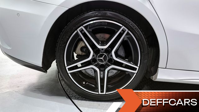 Mercedes A-CLASS AMG A35 4MATIC Sedan купить на сайте DeffCars