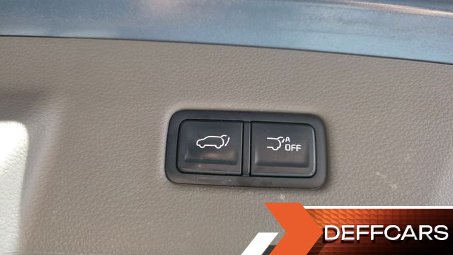 Kia CARNIVAL 9-Seater Signature купить на сайте DeffCars