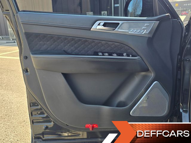 Ssangyong REXTON Diesel 2.2 4WD The Black купить на сайте DeffCars