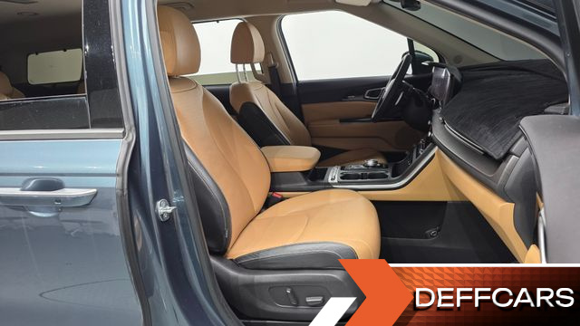 Kia CARNIVAL 9-Seater Noblesse купить на сайте DeffCars