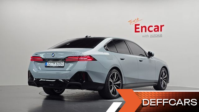 BMW 5-SERIES 530i xDrive M Sport купить на сайте DeffCars