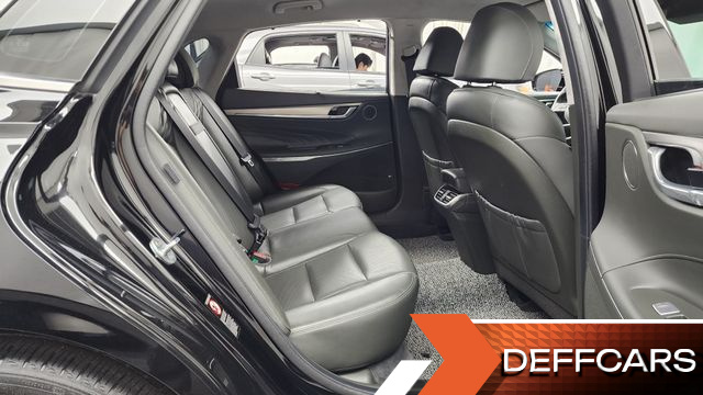 Hyundai GRANDEUR 2.5 Calligraphy купить на сайте DeffCars