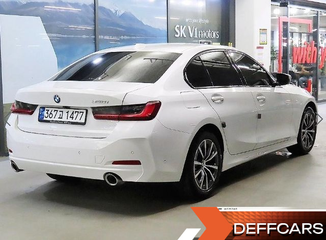 BMW 3-SERIES 320i купить на сайте DeffCars