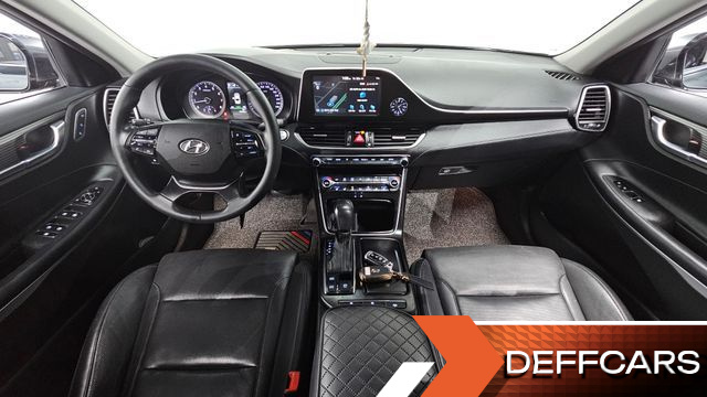 Hyundai GRANDEUR 2.4 Exclusive Special купить на сайте DeffCars