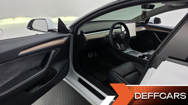 Tesla MODEL 3 Long Range AWD купить на сайте DeffCars