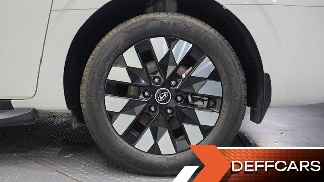Hyundai STARIA 4WD Lounge 7-Seater Inspiration купить на сайте DeffCars