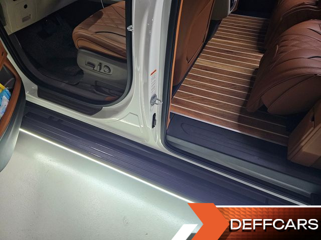Kia CARNIVAL HEV 9-Seater Hi-Limousine (Special vehicle) купить на сайте DeffCars