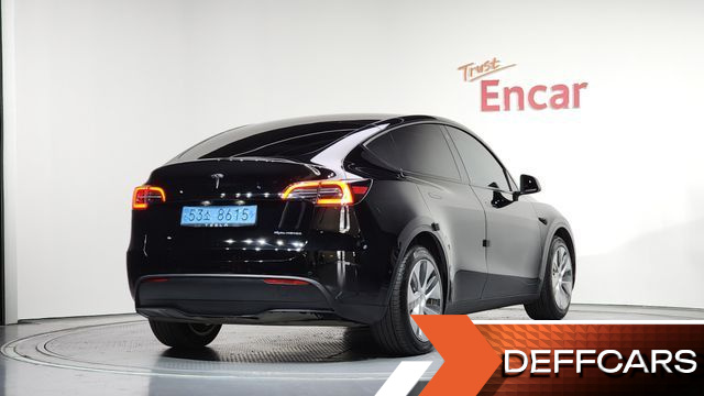 Tesla MODEL Y Long Range AWD купить на сайте DeffCars