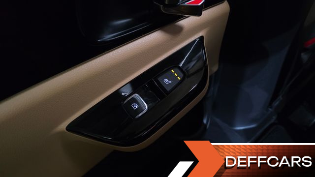 Kia CARNIVAL 9-Seater Noblesse купить на сайте DeffCars