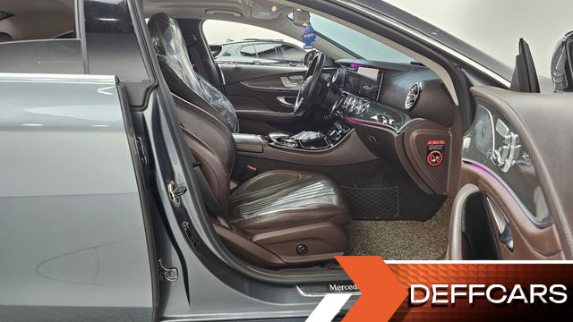Mercedes CLS-CLASS CLS300d AMG Line купить на сайте DeffCars