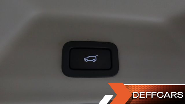 Land Rover RANGE ROVER 4.4 SDV8 Vogue SE DIESEL купить на сайте DeffCars