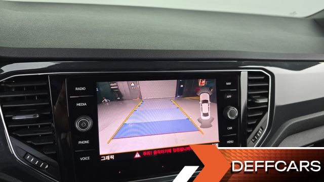 Volkswagen T-ROC 2.0 TDI Premium купить на сайте DeffCars