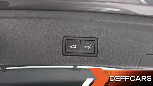 Volkswagen TOUAREG 3.0 TDI Prestige купить на сайте DeffCars