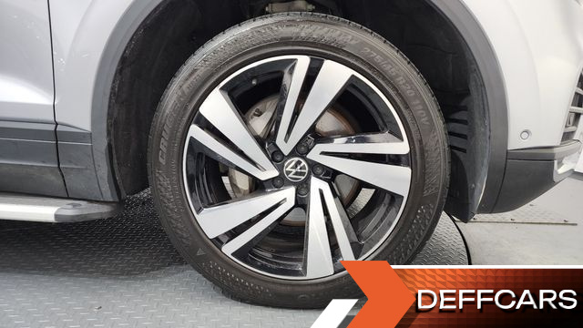 Volkswagen TOUAREG 3.0 TDI Premium купить на сайте DeffCars