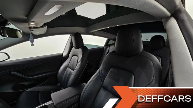 Tesla MODEL 3 Long Range AWD купить на сайте DeffCars