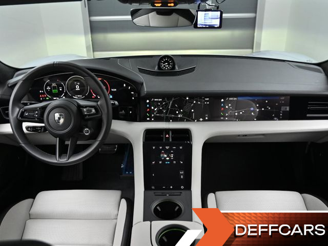 Porsche TAYCAN Turbo купить на сайте DeffCars