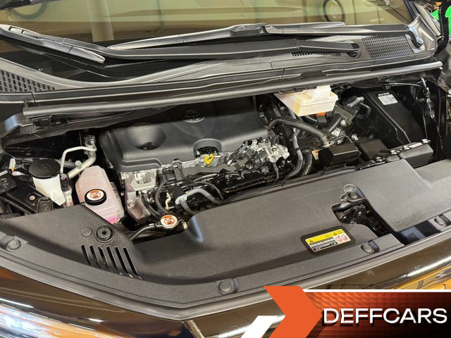 Toyota ALPHARD 2.5 HEV Executive AWD купить на сайте DeffCars