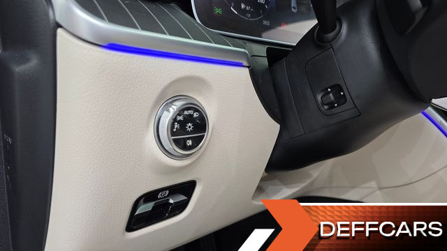 Mercedes C-CLASS C300 4MATIC Avantgarde купить на сайте DeffCars